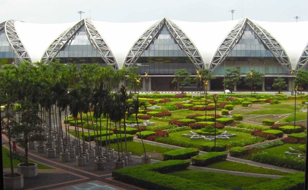 Flughafen Bangkok Architektur