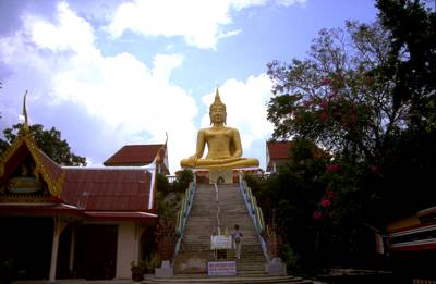 Treppen zum Big Buddha