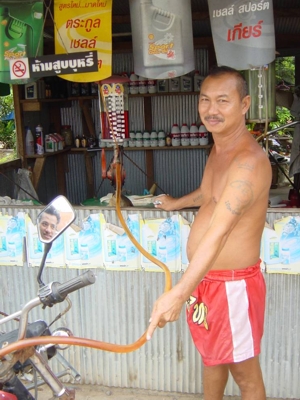 Tanken in Thailand